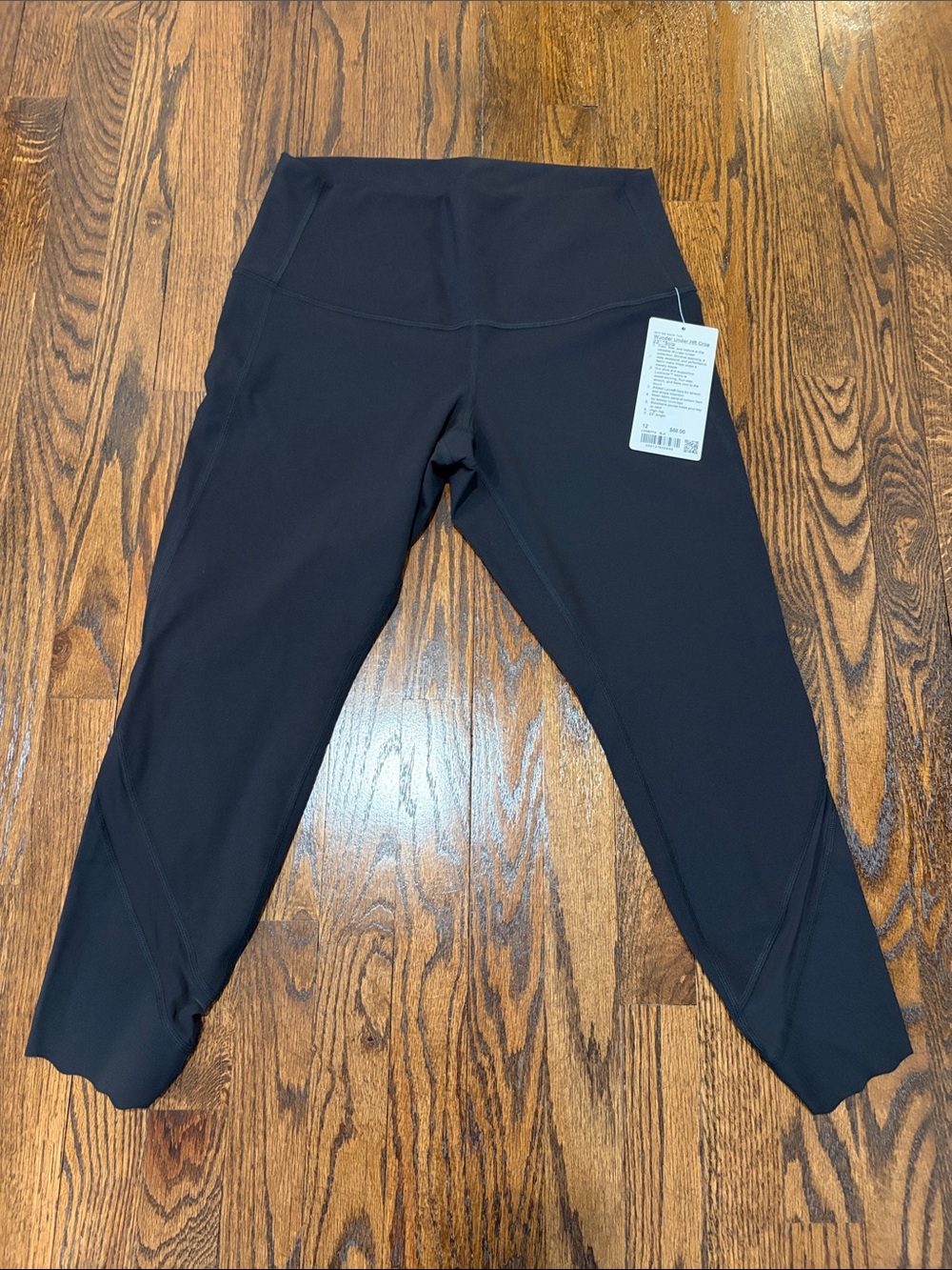 Lululemon Wunder Under High Rise Crop Legging in size 12